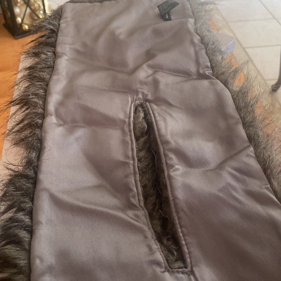 Club Monaco Faux Fur Scarf - Picture 7 of 7